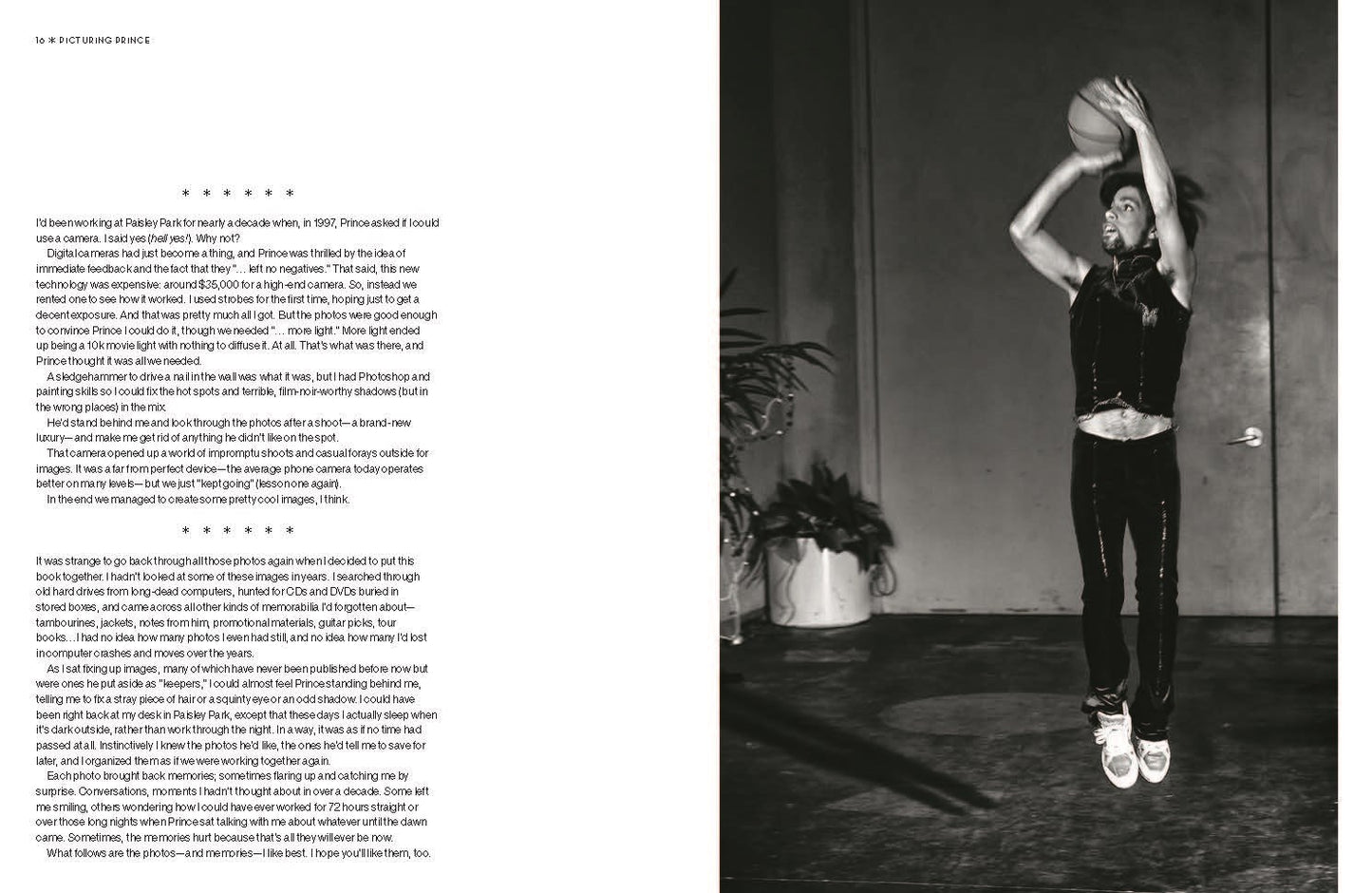 Picturing Prince // An Intimate Portrait A Intimate Portrait Featuring Unseen Photography (Pre-order, June 2 2026)